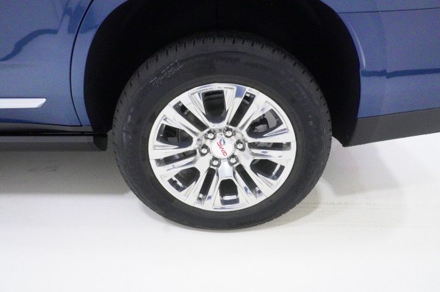 2026 GMC Yukon Denali - Photo 12