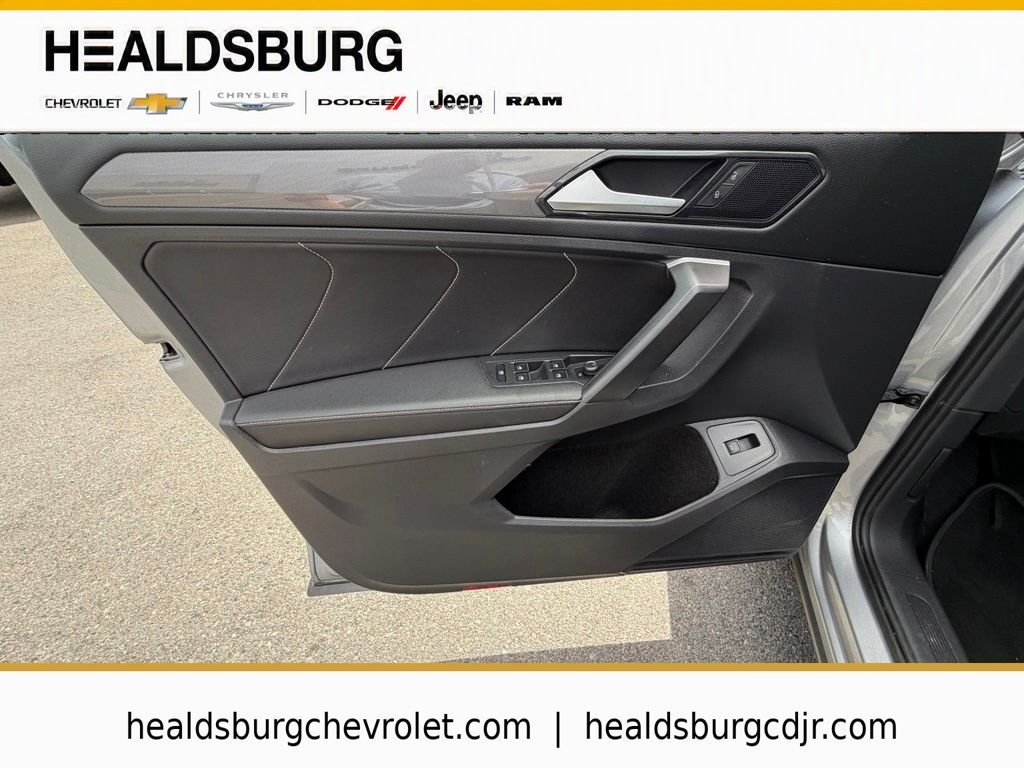 2024 Volkswagen Tiguan SE - Photo 11