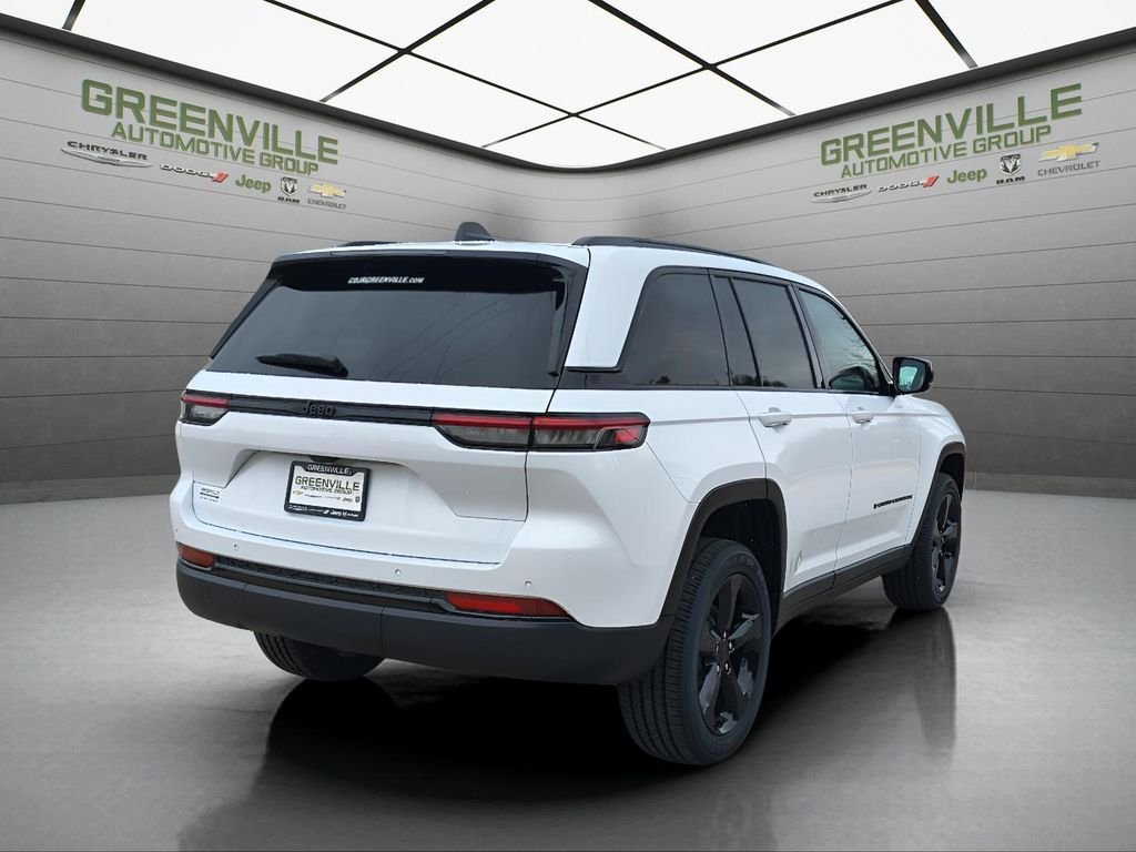 New 2025 Bright White Clear-Coat Exterior Paint Jeep Altitude X 4x2 image 8