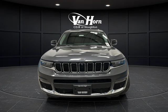 Used 2023 Gray Metallic Jeep Limited image 2