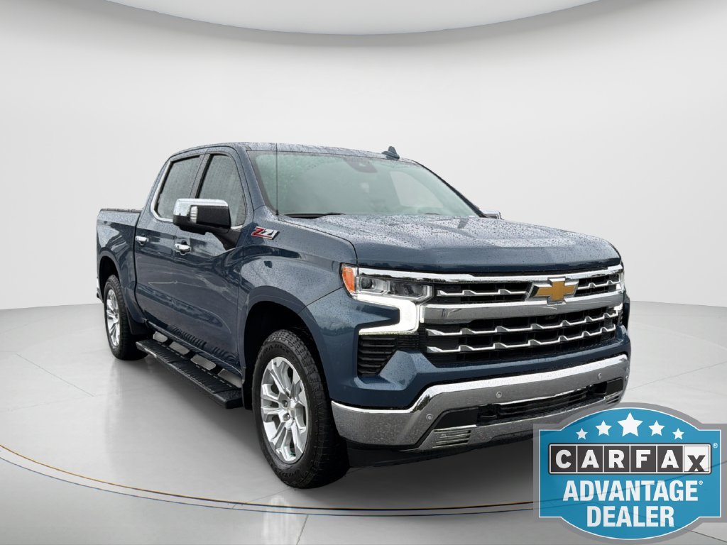 Used 2024 Blue Chevrolet LTZ image 3