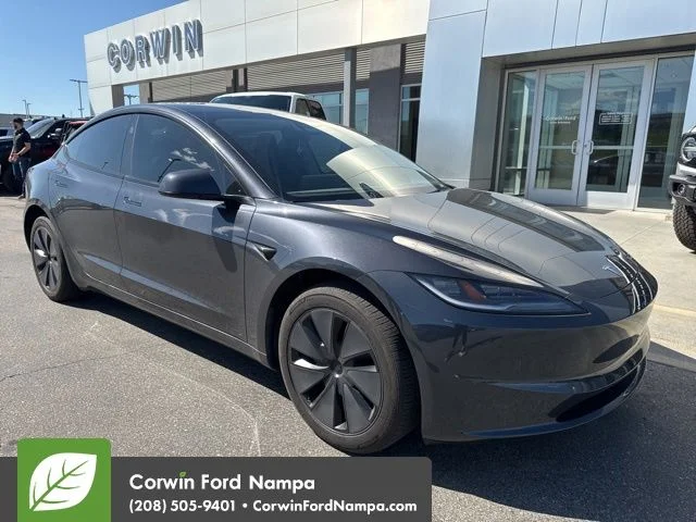 2025 Tesla Model 3 Long Range's photo