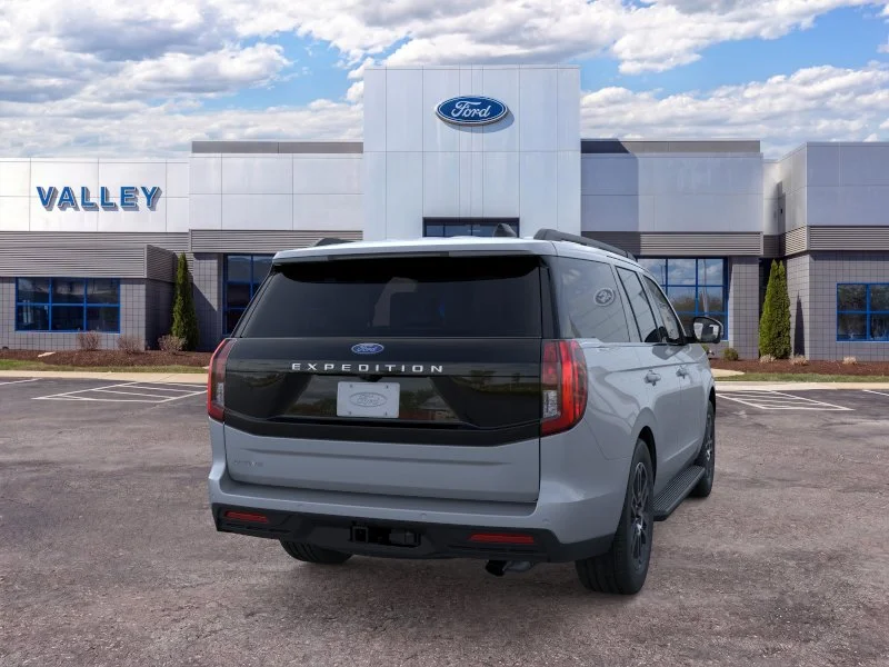 New 2026 Glacier Gray Metallic Tri-Coat Ford Active image 80