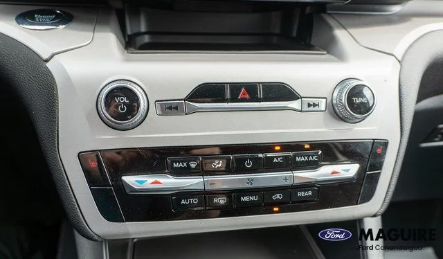 2023 Ford Explorer XLT - Photo 24