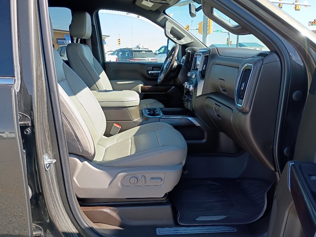 Used 2023 Forest Metallic GMC SLT image 12
