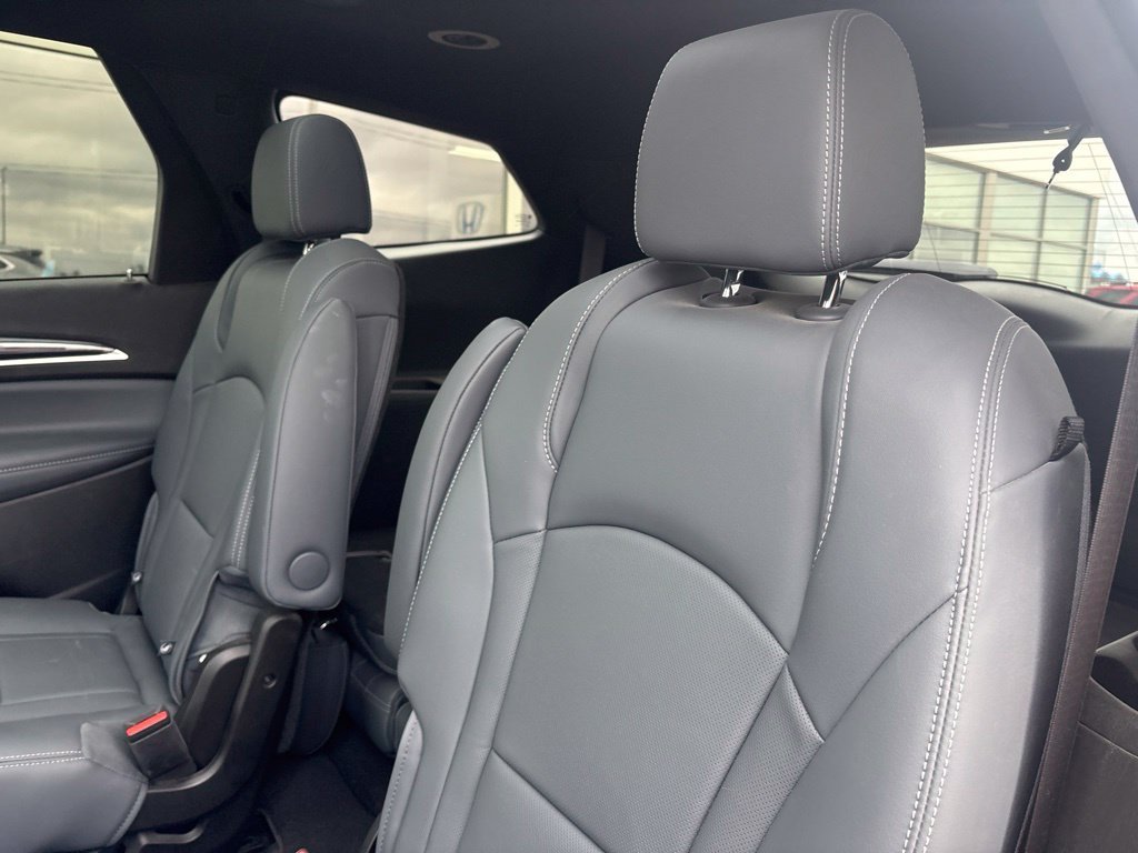 Used 2023 Gray Metallic Buick Essence image 40