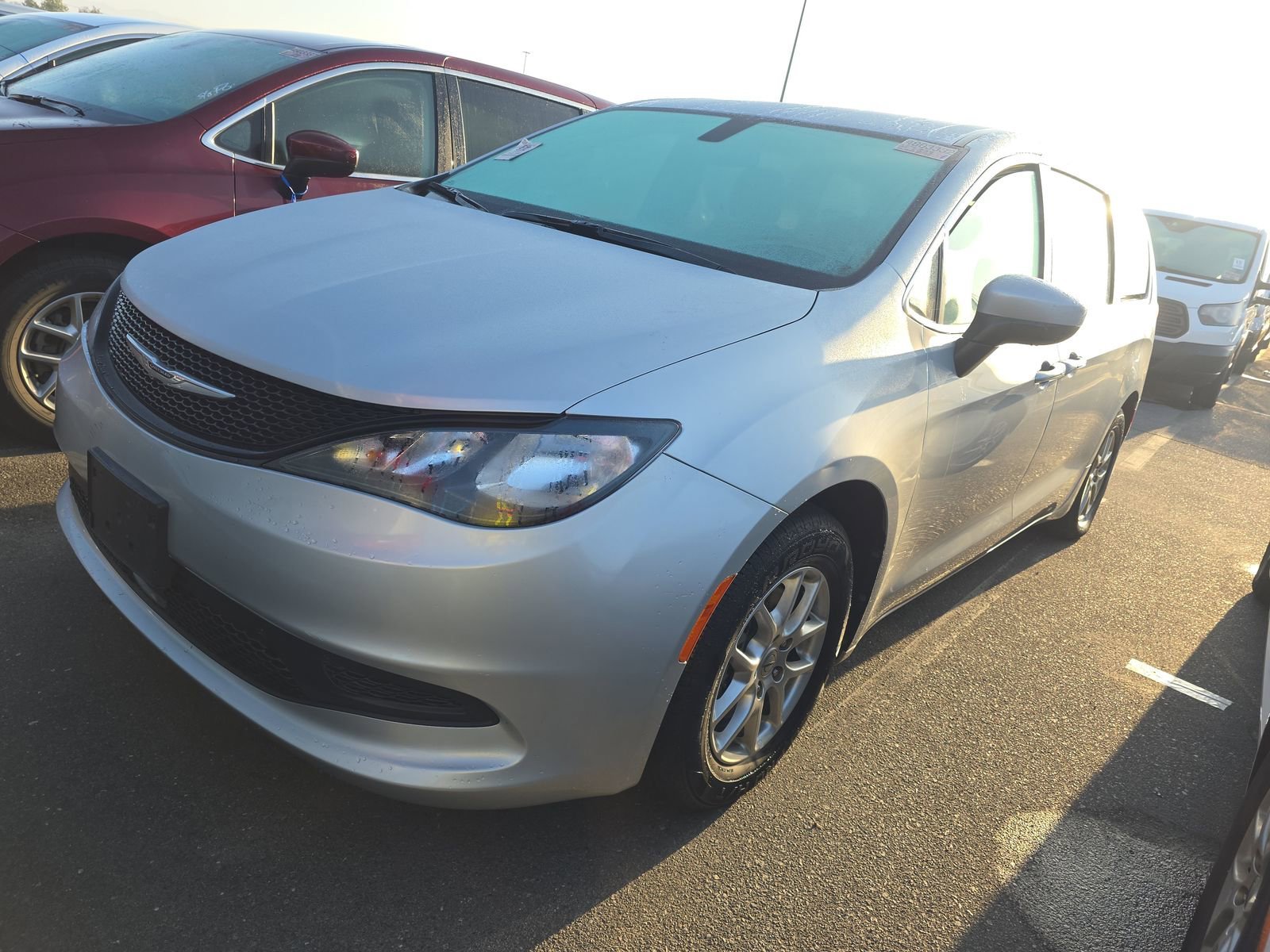 2022 Chrysler Voyager