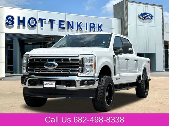 Used 2023 White Ford XLT image 3