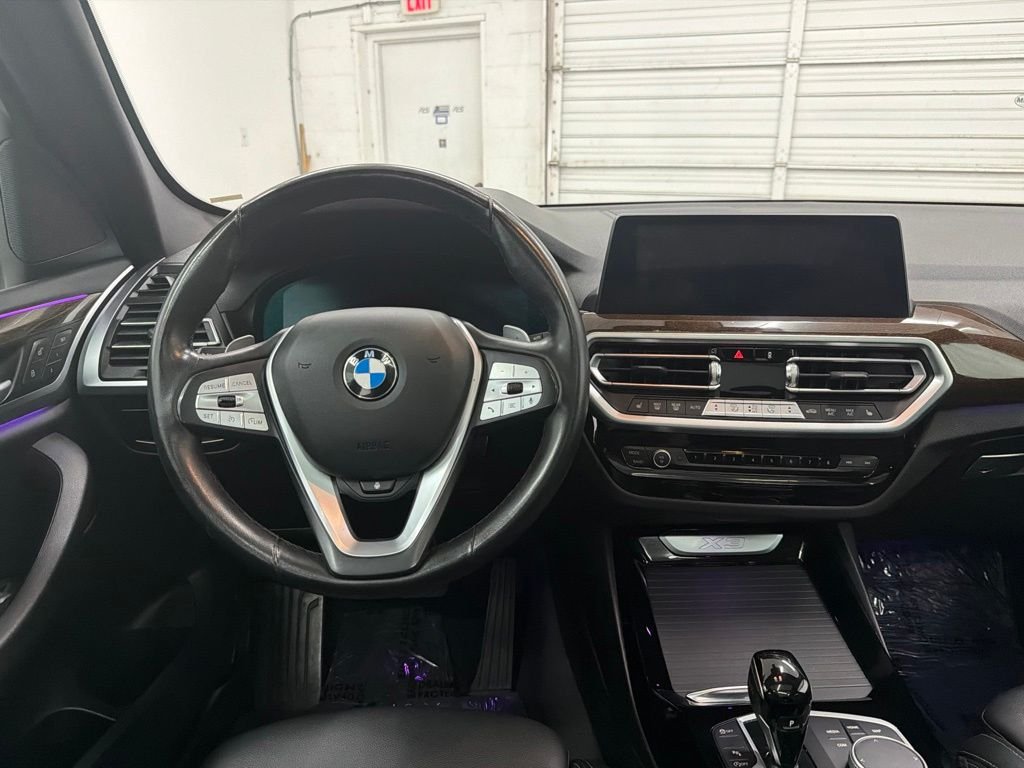 Used 2023 Gray BMW xDrive30i image 25