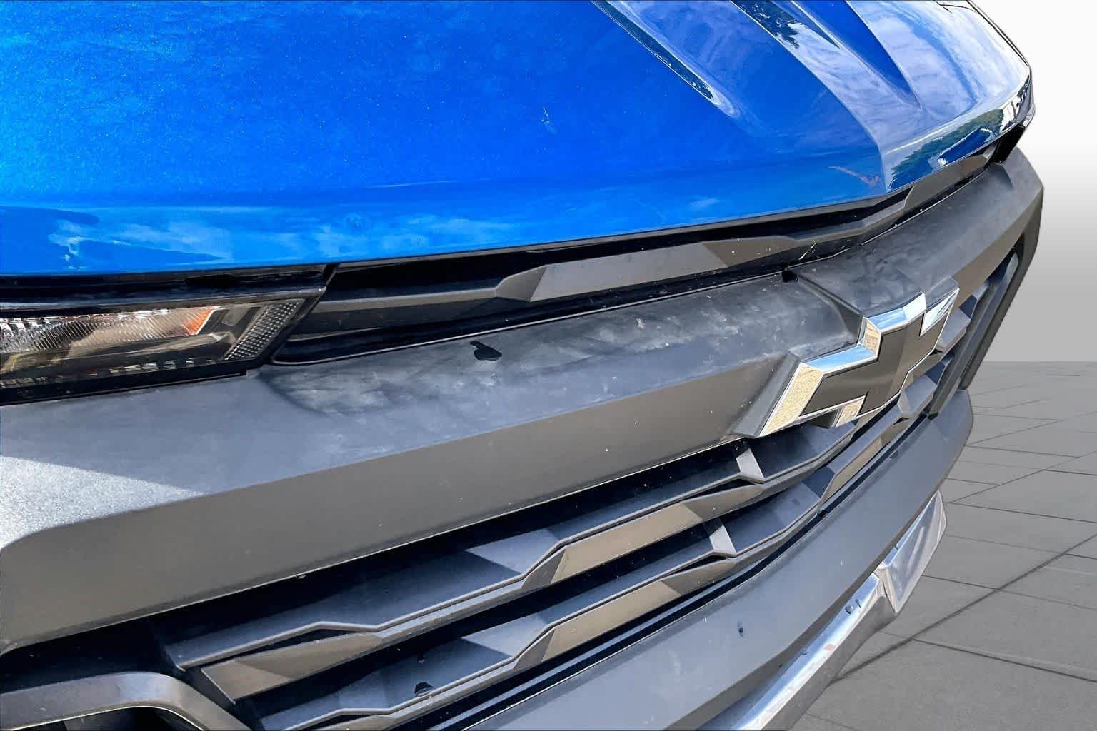 Used 2024 Glacier Blue Metallic Chevrolet 4WD Trail Boss image 27