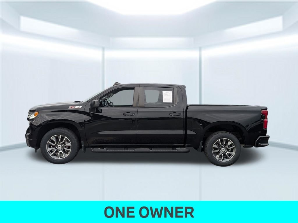 Used 2023 Black Chevrolet RST image 2