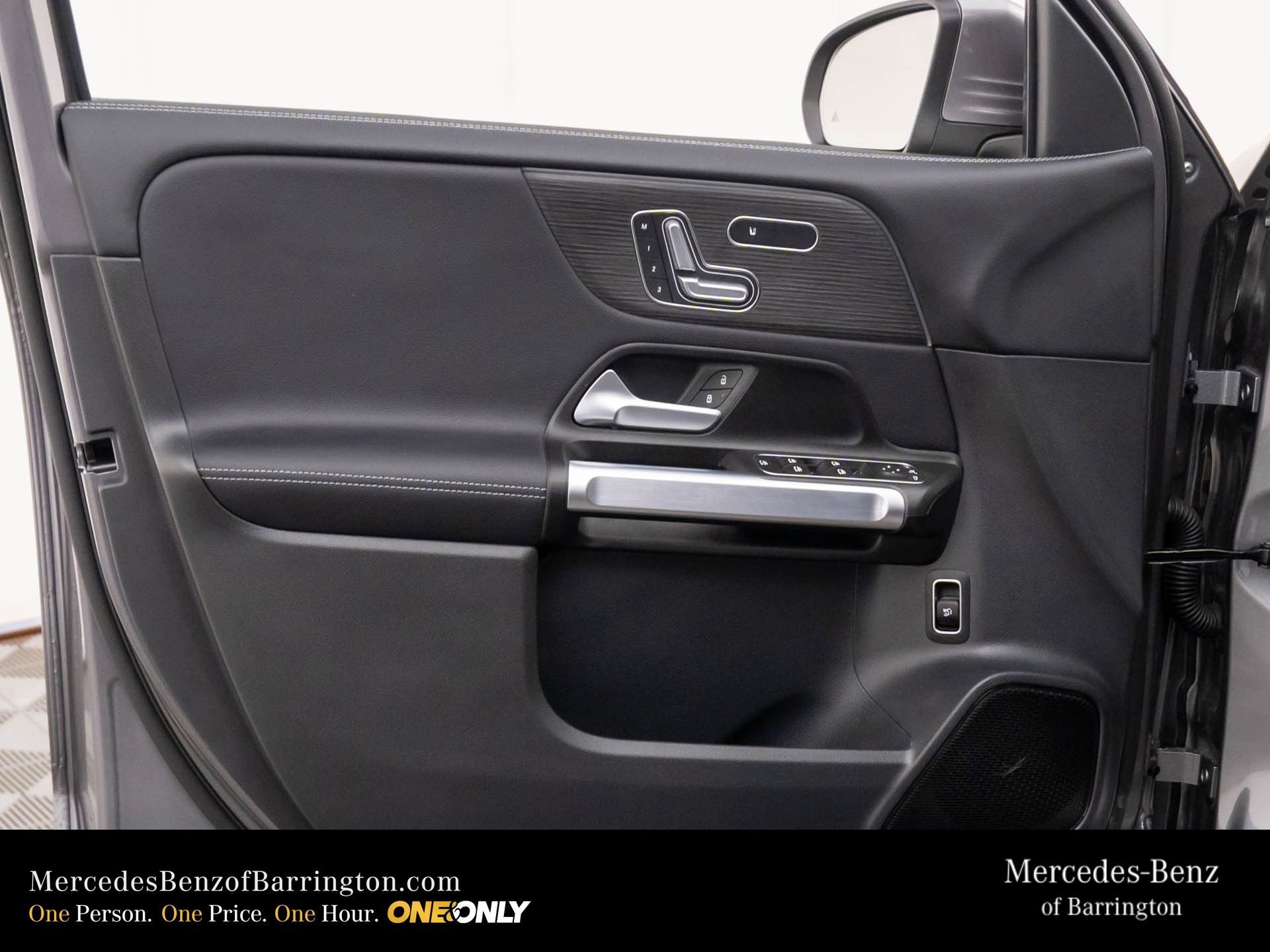 New 2026 Mountain Grey Metallic Mercedes-Benz GLB 250 image 62