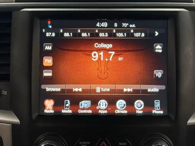 Used 2016 Silver Ram Big Horn image 25