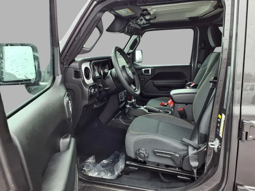 2025 Jeep Wrangler 4-Door Sport S - Photo 19