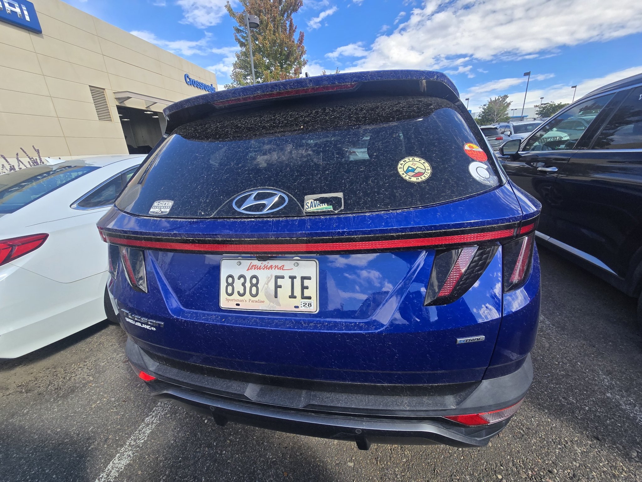 Used 2022 Intense Blue Hyundai Limited image 15