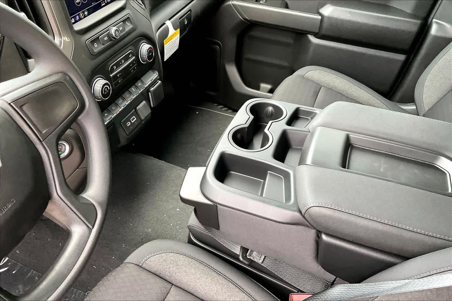 2026 Chevrolet Silverado 1500 Custom - Photo 8