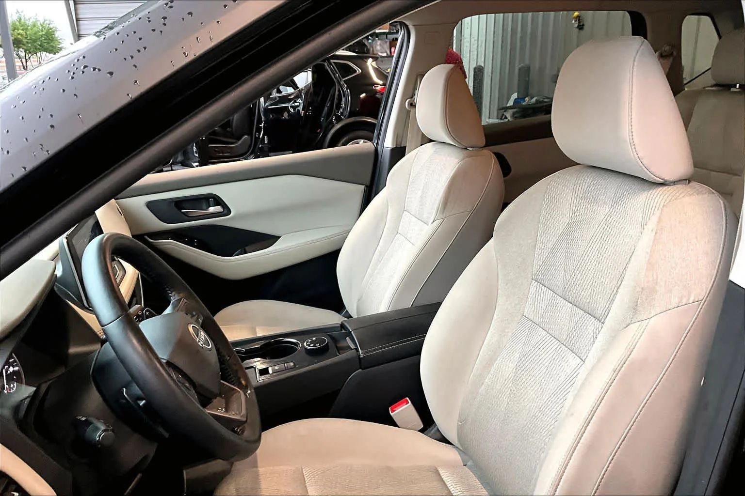 Used 2025 Super Black Nissan SV image 8