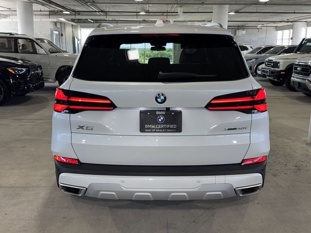 Certified Used 2026 Mineral White Metallic BMW xDrive40i image 7