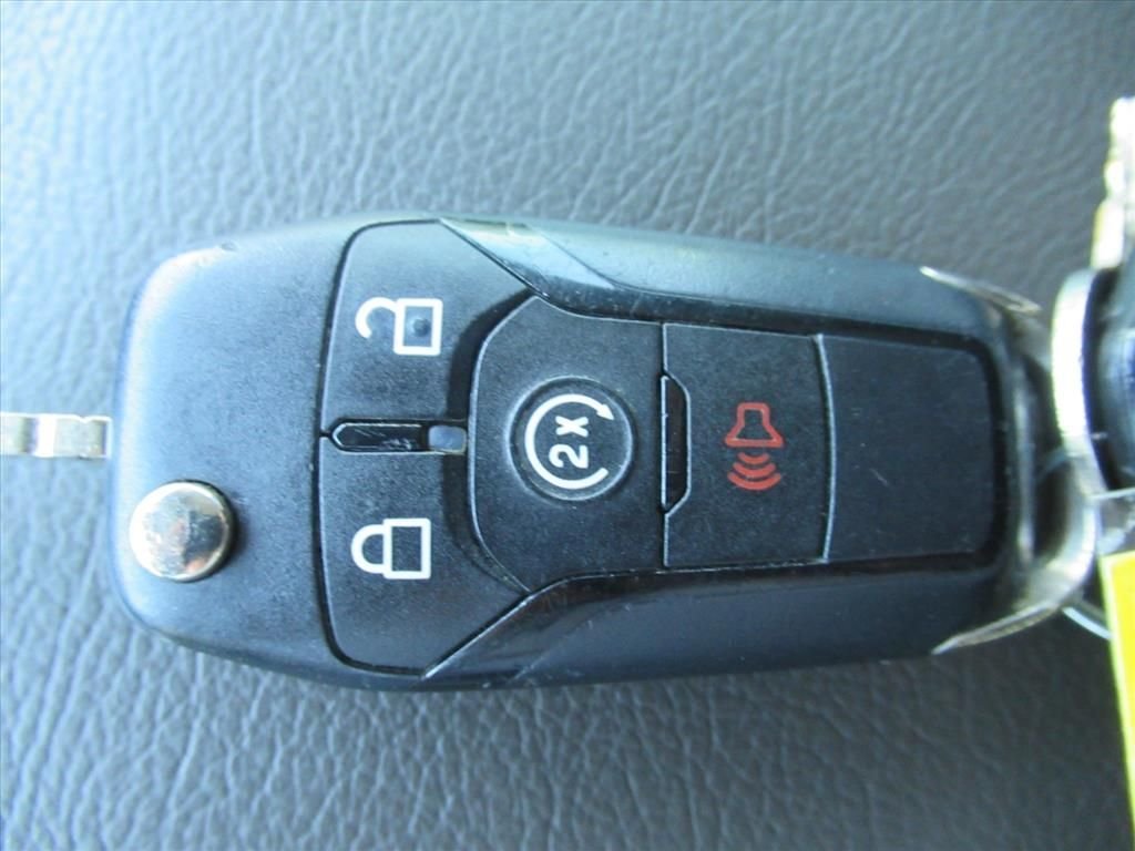 Used 2021 Gray Ford XLT image 26