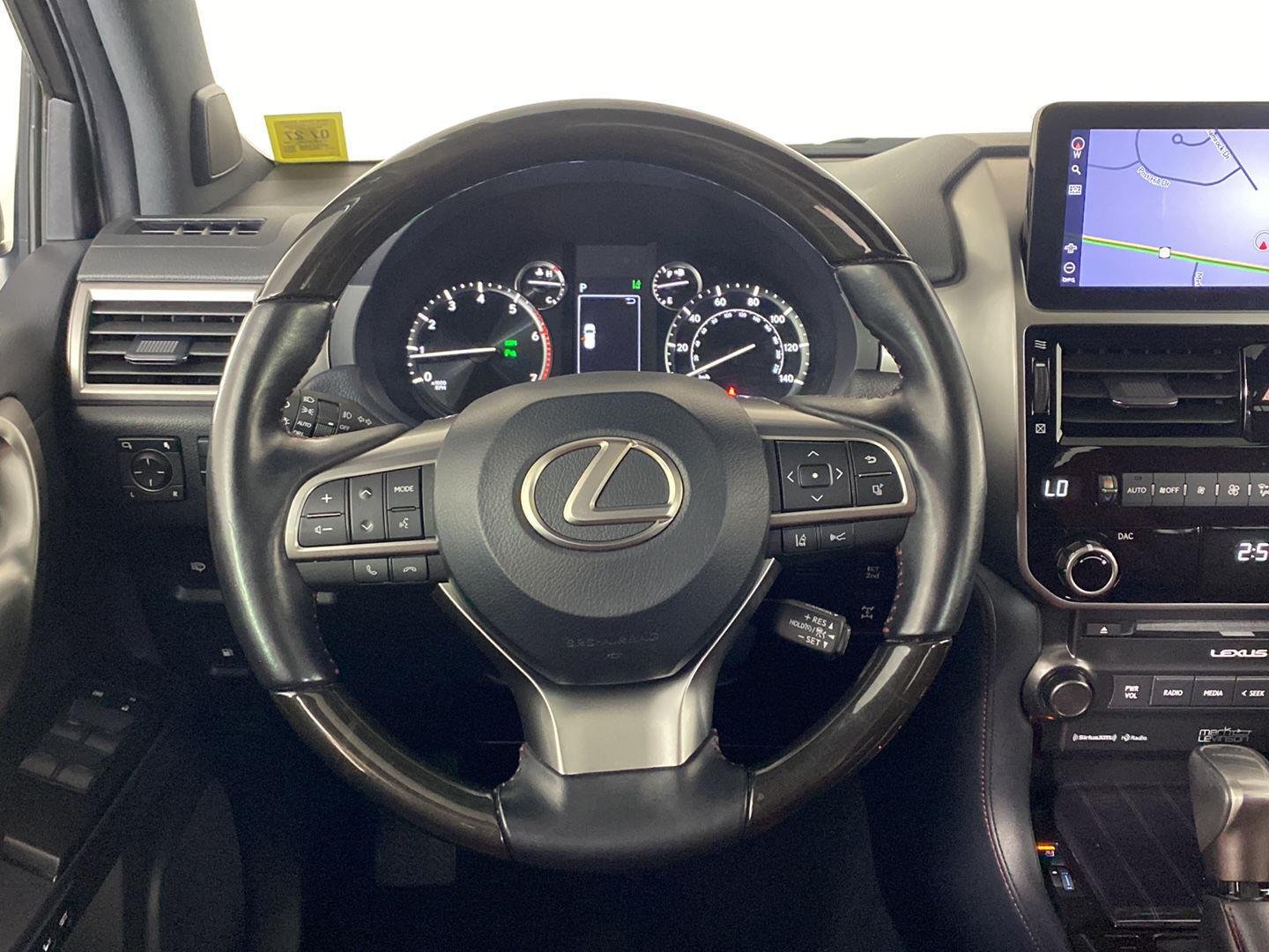 Used 2022 Black Onyx Lexus GX 460 Premium image 17