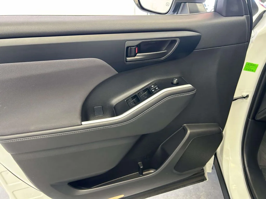 Used 2025 Beige Toyota LE image 16