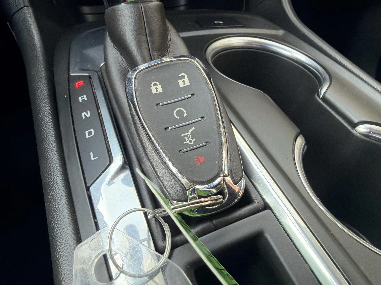 Used 2022 Summit White Chevrolet LT image 40