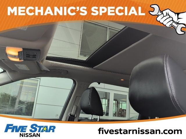 Used 2021 Gray Nissan SL image 9