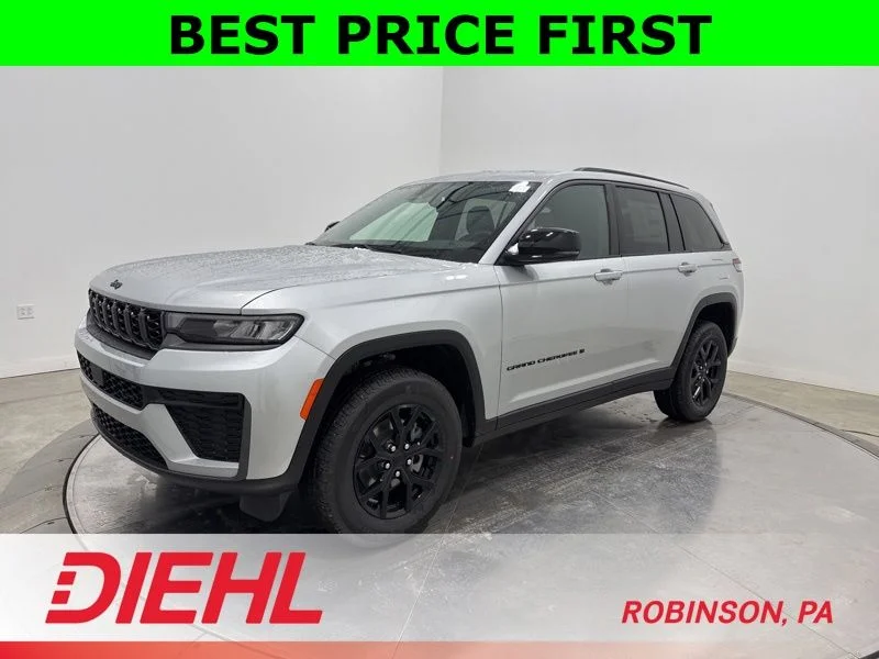 New 2026 Silver Zynith Exterior Paint Jeep Laredo image 3