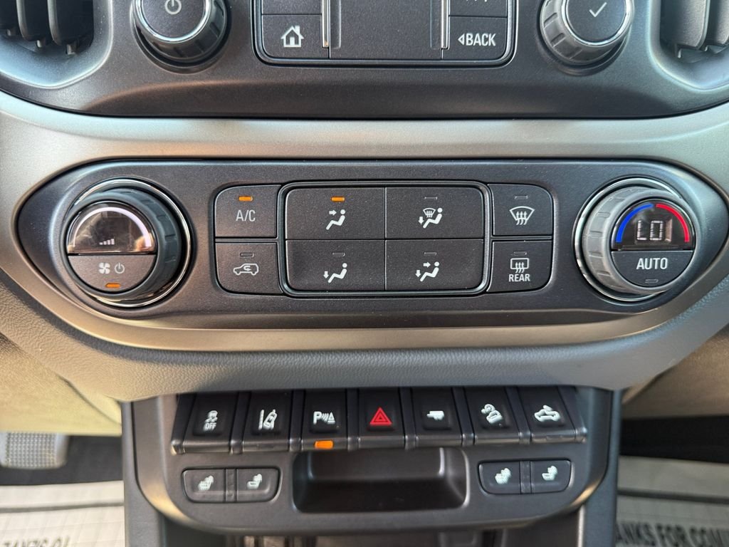 Used 2021 Red Chevrolet Z71 image 22