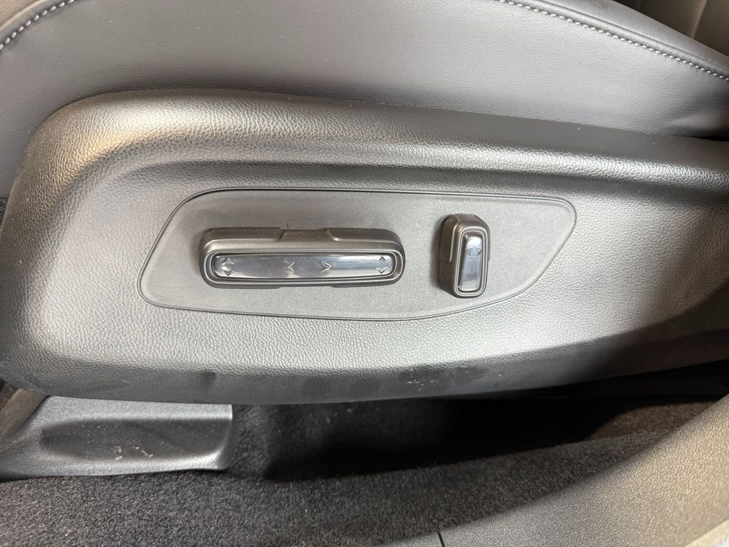 New 2026 Urban Gray Pearl Acura  image 11