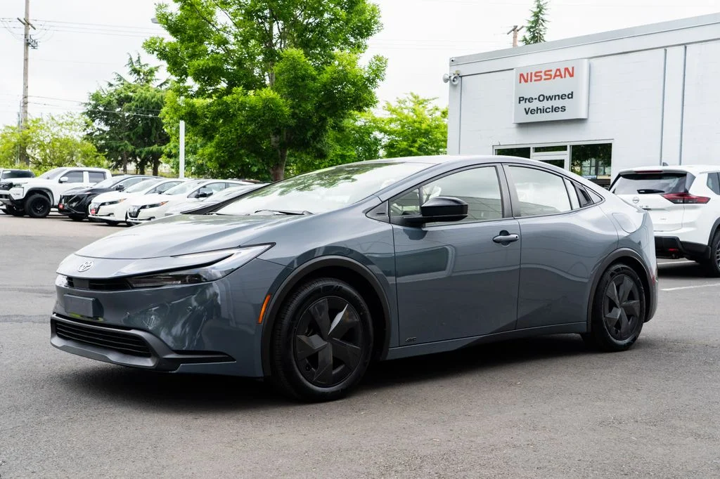Used 2023 Gray Toyota LE image 3