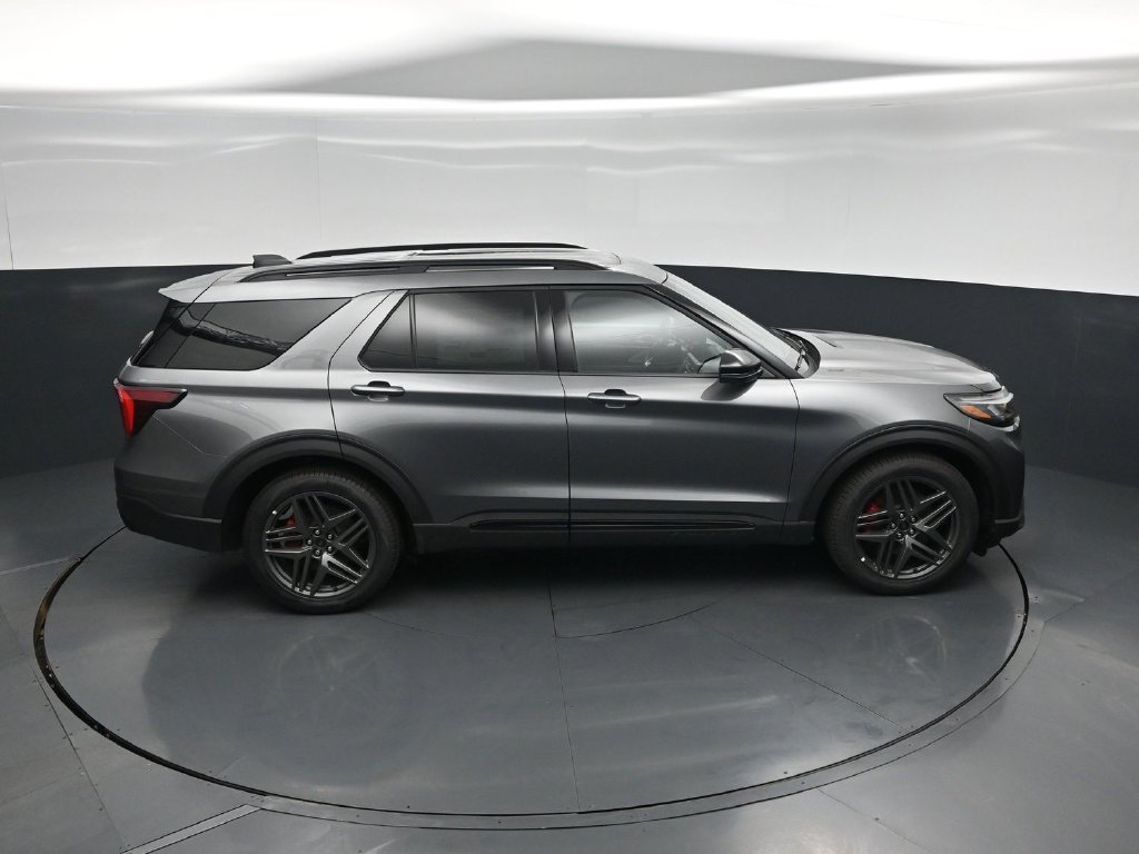 New 2026 Carbonized Gray Metallic Ford ST image 39
