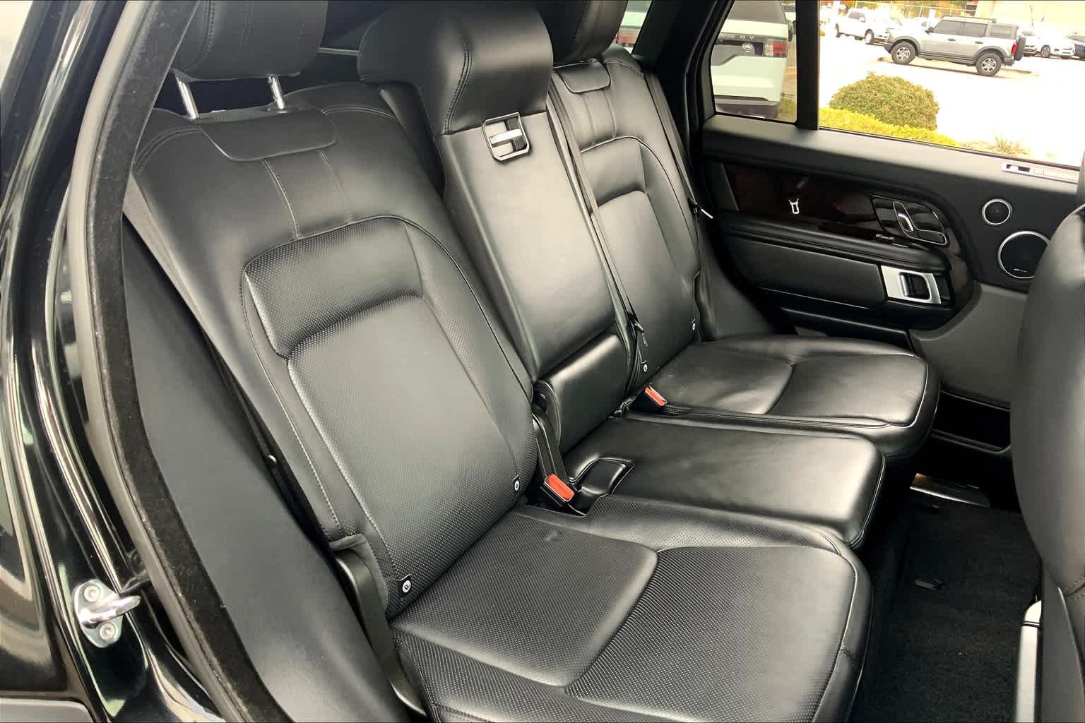 Used 2021 Santorini Black Metallic Land Rover Westminster image 19