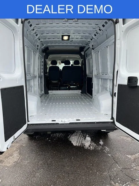 New 2026 Bright White Clear-Coat Exterior Paint RAM High Roof image 6