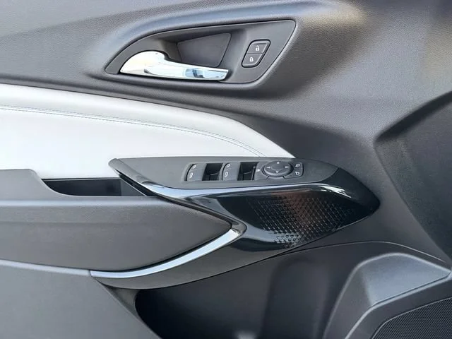 2026 Chevrolet Trax LT - Photo 20