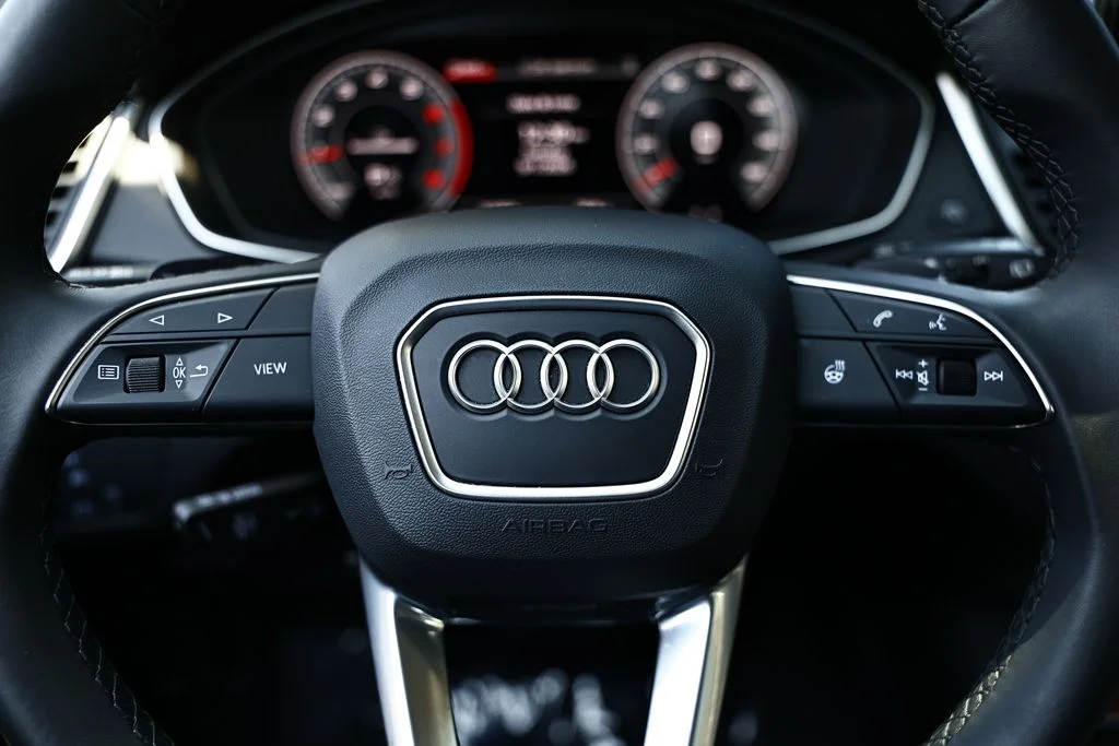 Certified Used 2023 Florett Silver Metallic Audi 40 Premium Plus image 31