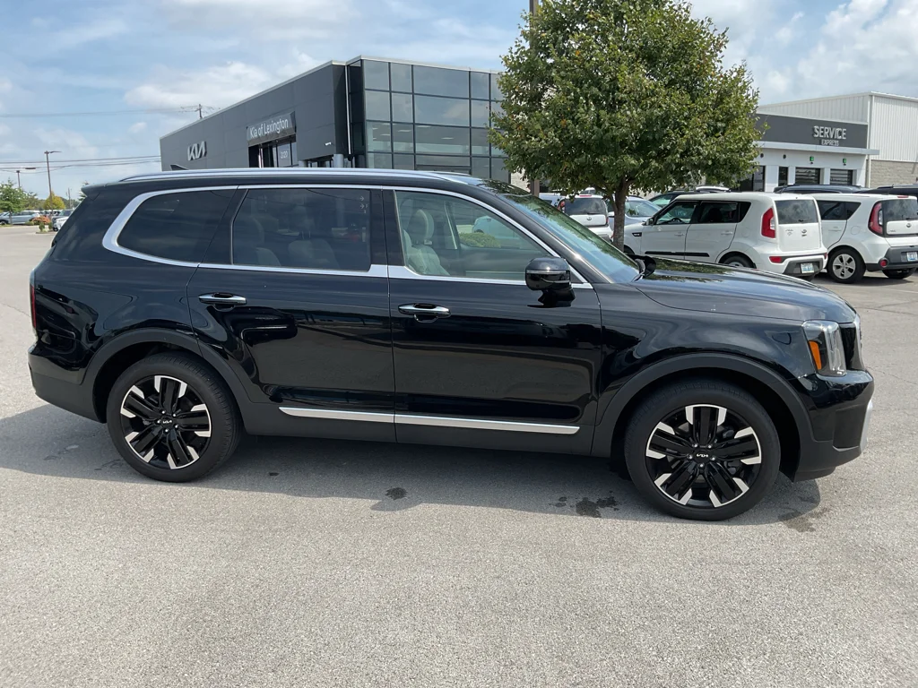 Used 2024 Ebony Black Kia SX image 11