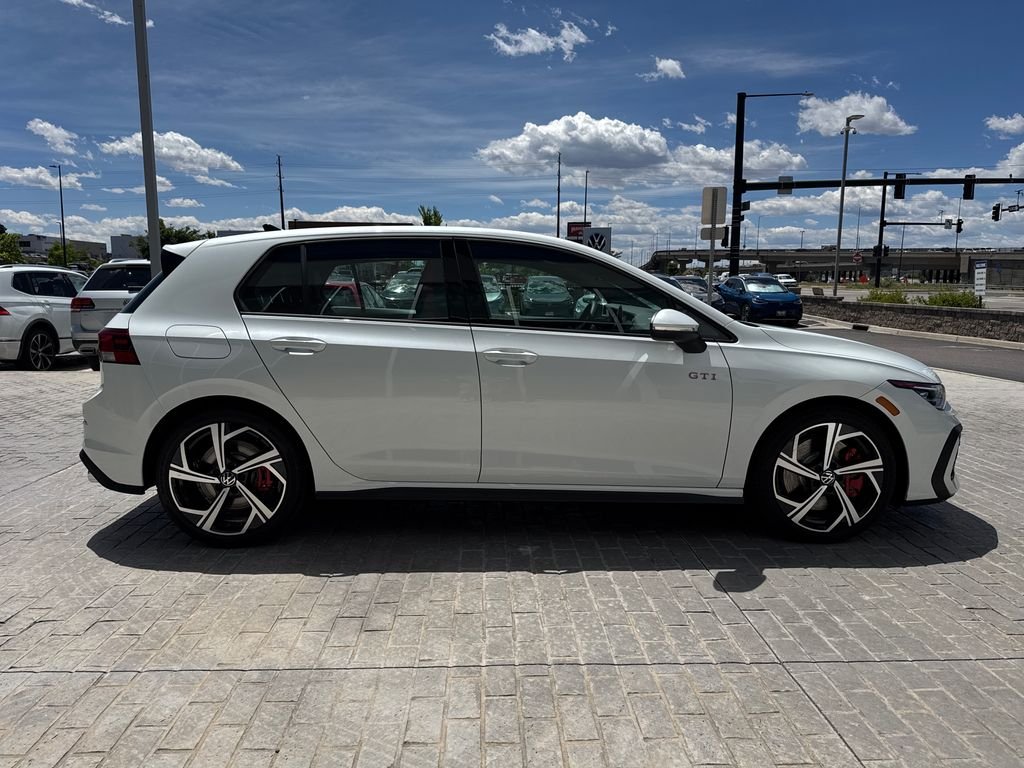 New 2026 Opal White Pearl Volkswagen 2.0T SE image 6