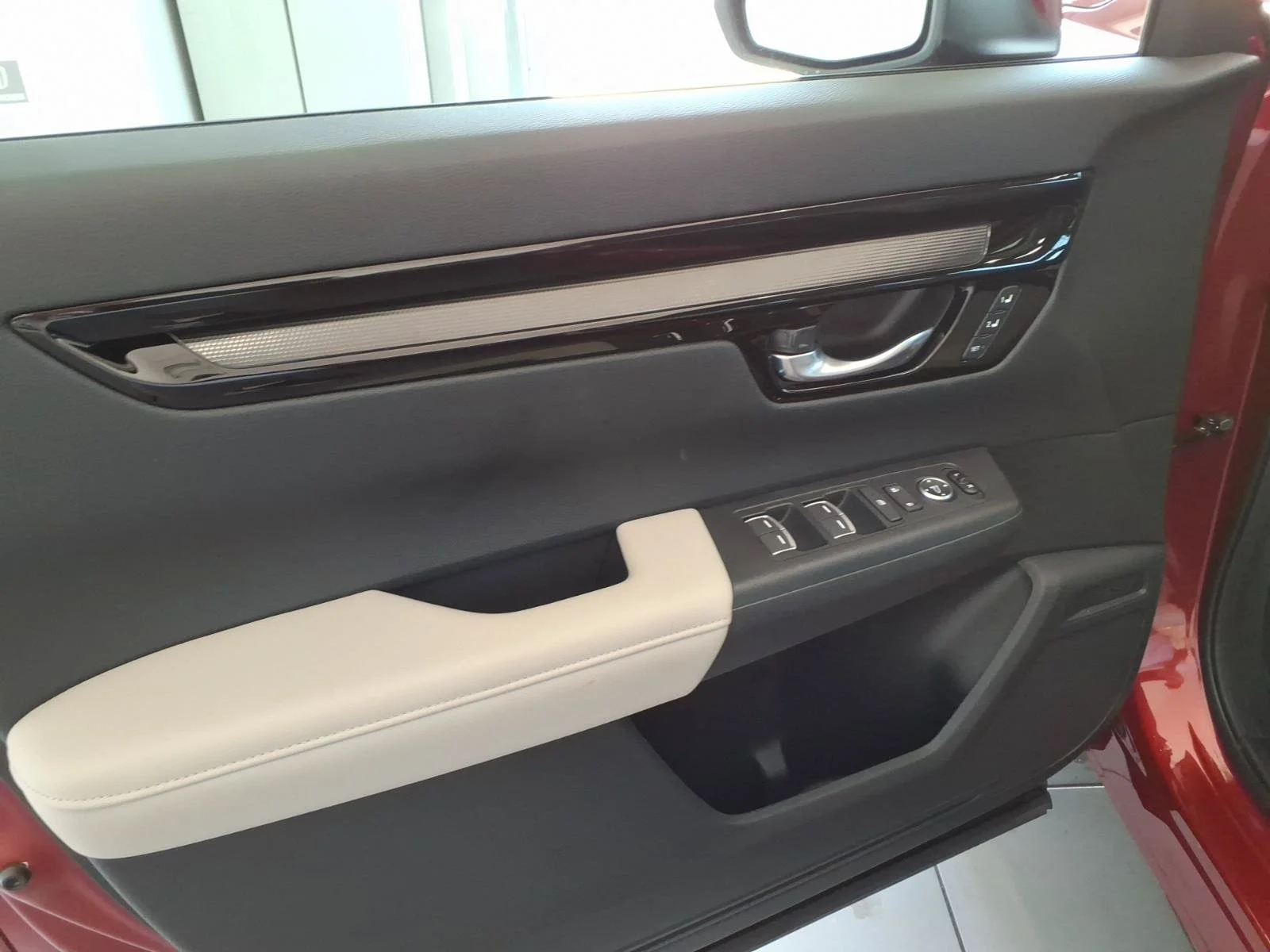 Used 2026 Radiant Red Metallic Honda EX-L image 12