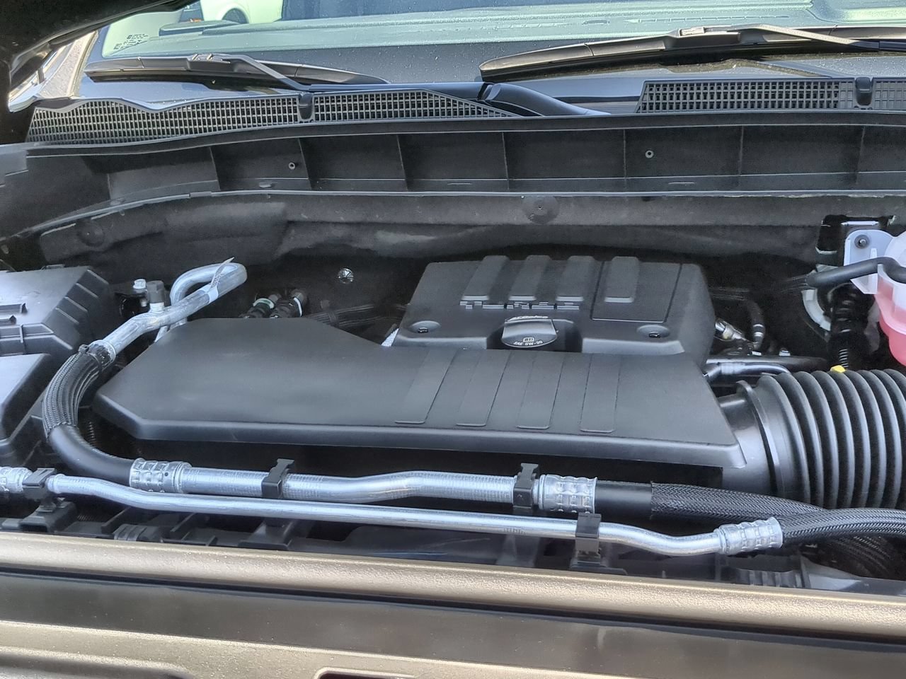 New 2026 Onyx Black GMC Elevation image 29