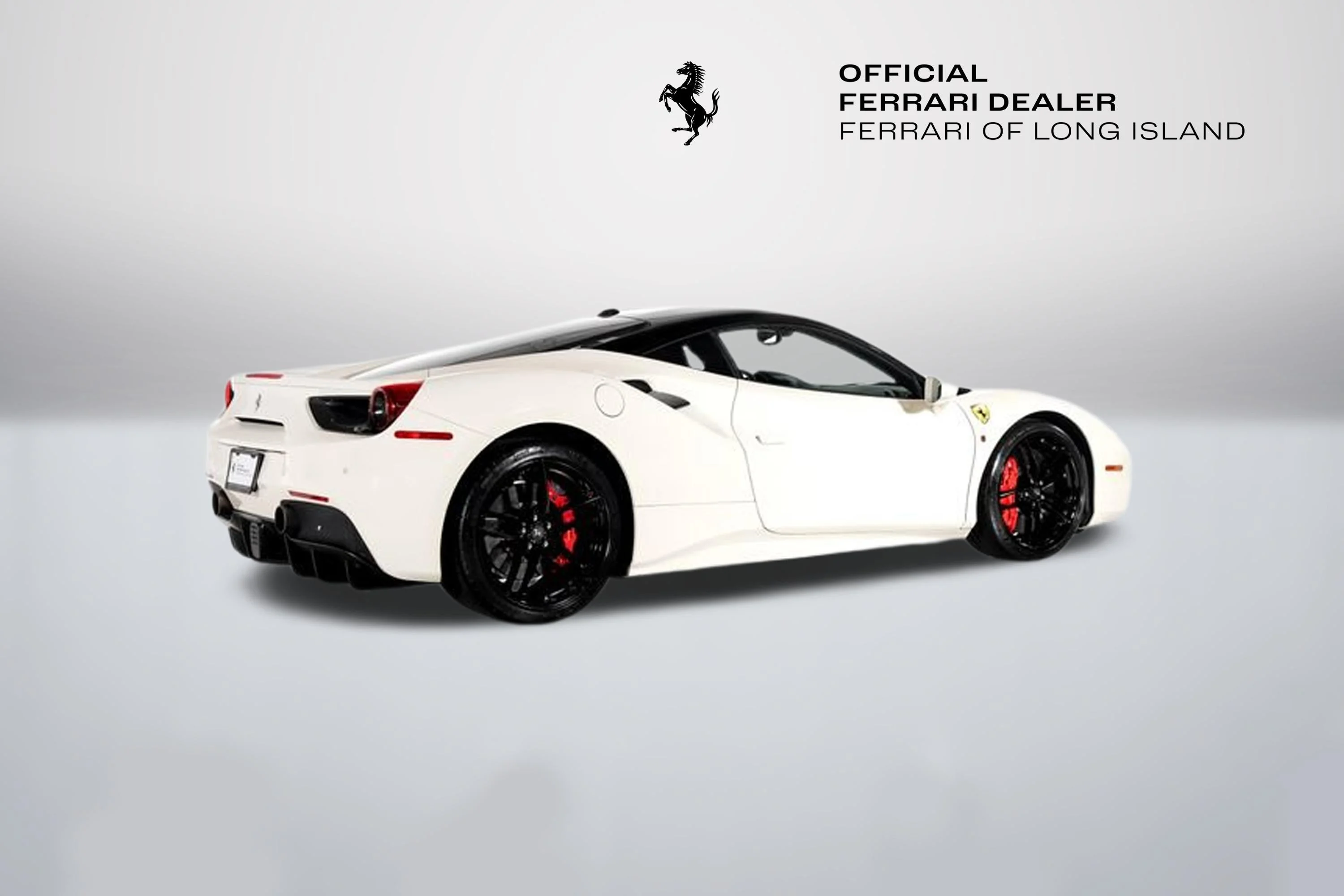 Used 2016 Bianco Avus Ferrari  image 2