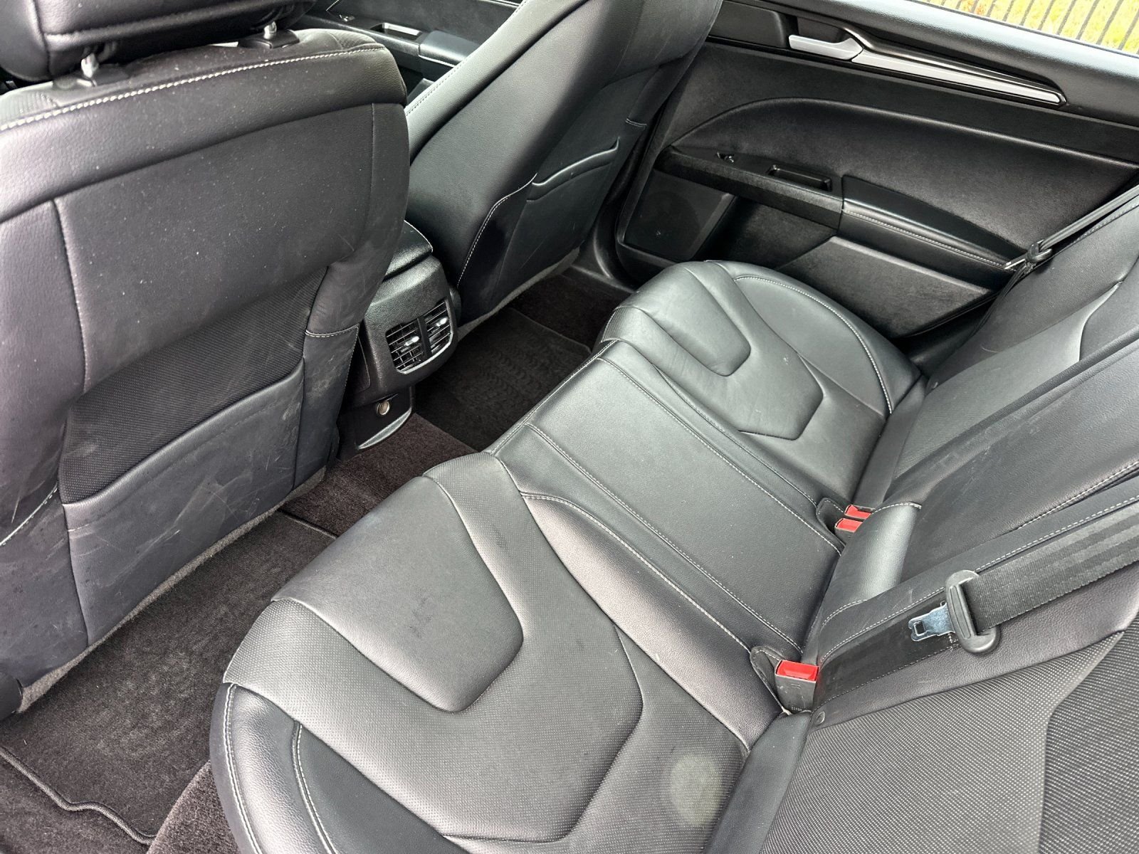 Used 2017 Red Ford Titanium image 11