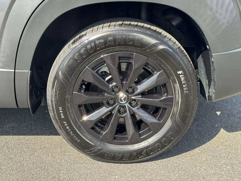 Used 2025 Gray Mazda Premium image 12