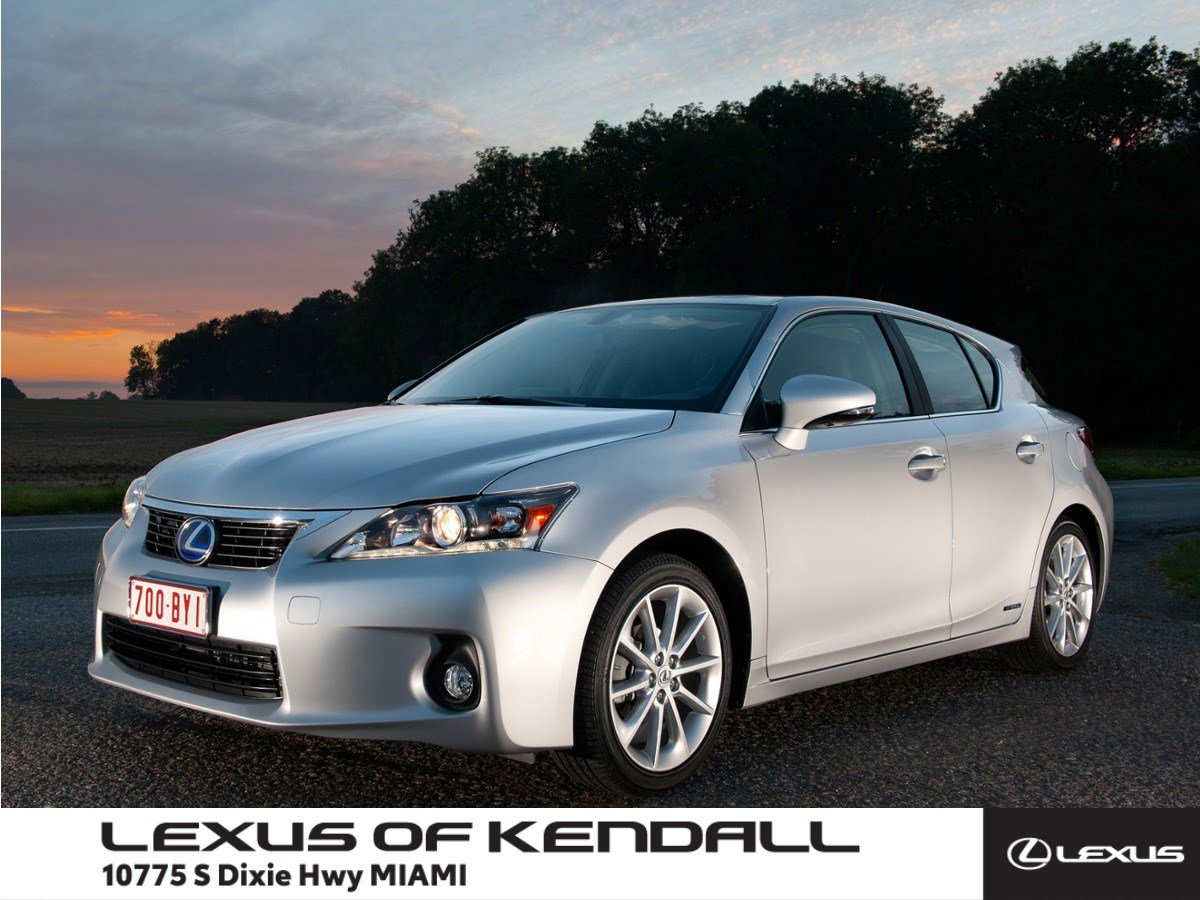 2011 Lexus CT 200h's photo