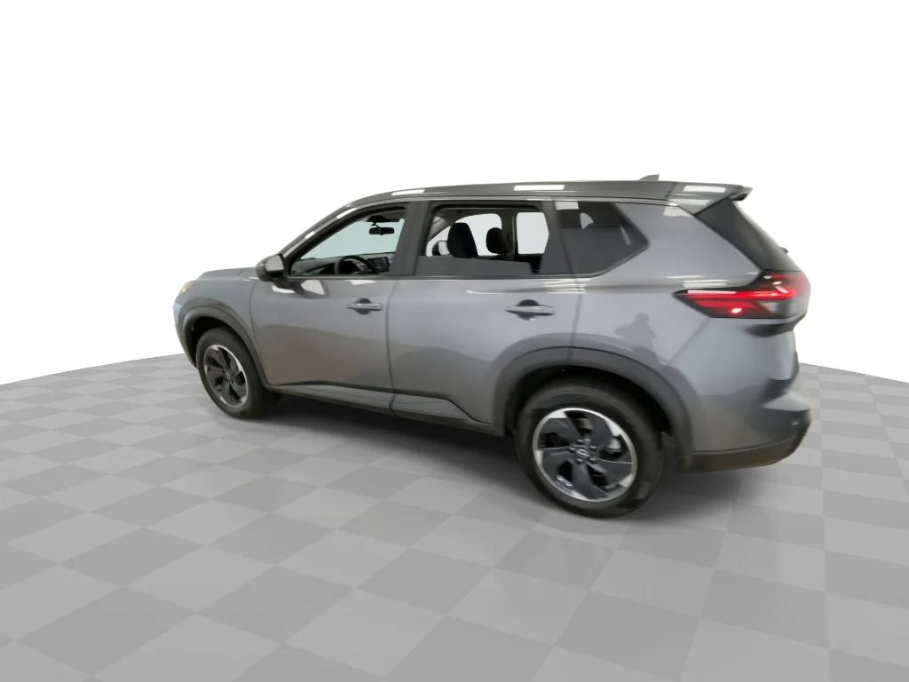 Used 2024 Gun Metallic Nissan SV image 7