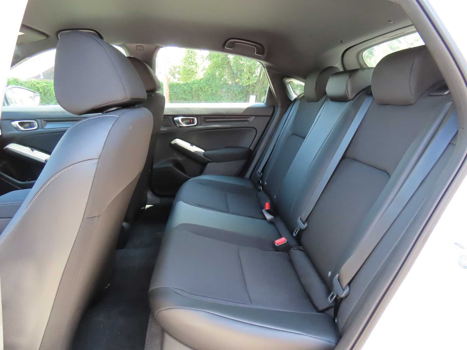 2026 Honda Civic Hatchback Sport - Photo 13