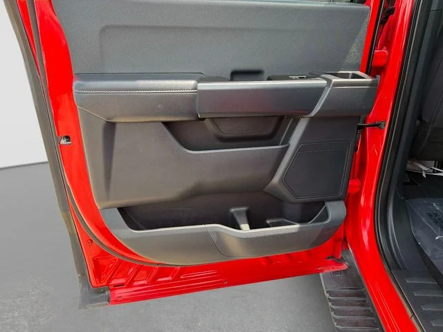 Used 2022 Red Ford XL image 12