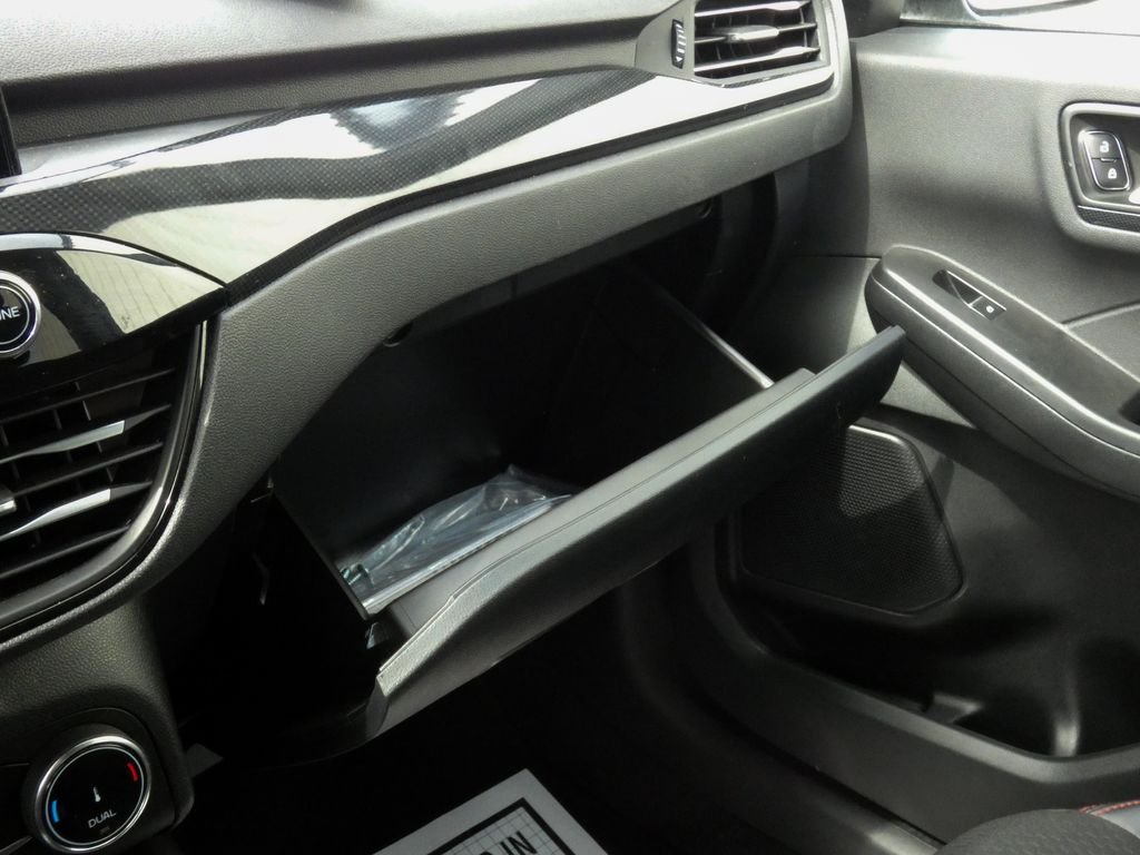 Used 2025 Gray Ford ST-Line image 26