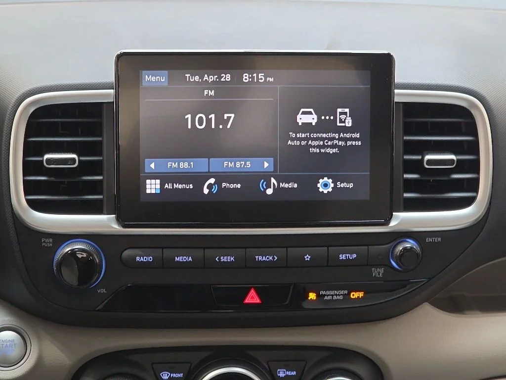 Used 2026 Ecotronic Gray Hyundai SEL image 17