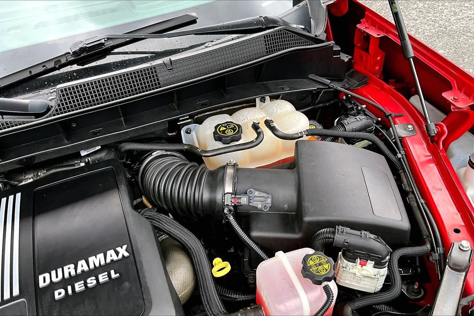 Used 2022 Red Hot Chevrolet RST image 32